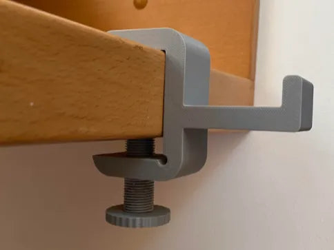 Angled headphone stand
