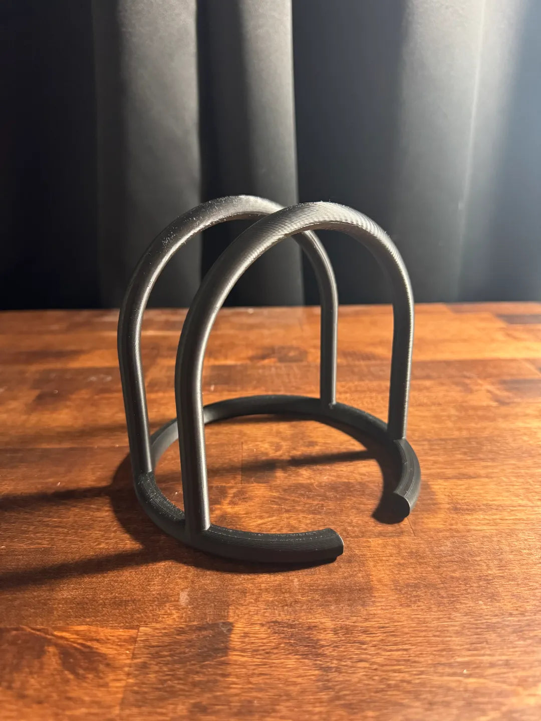 Napkin holder with napkins