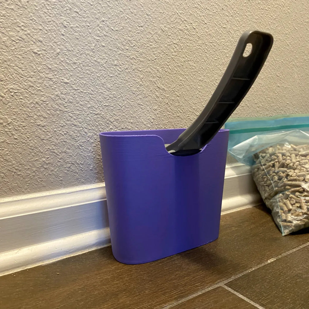 Litter scoop holder side view