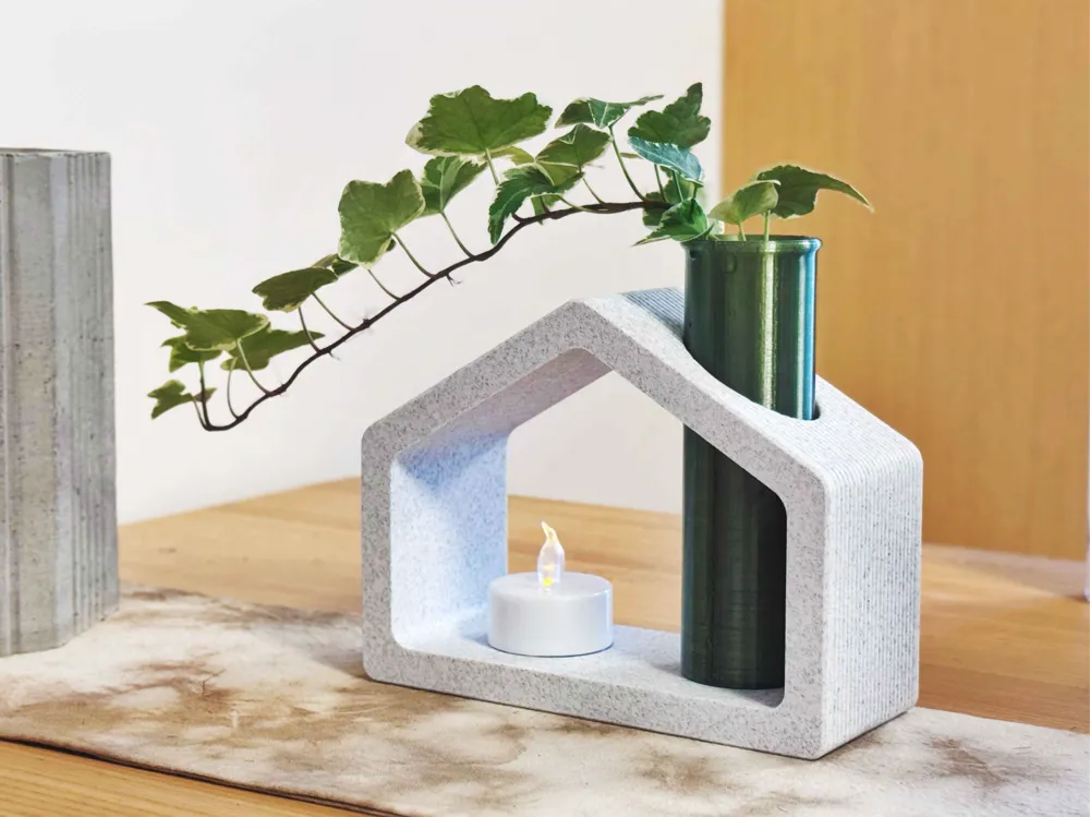 Hydroponic plant stand with candle holder, designed by Meyui