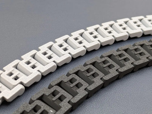 Chain link bracelet detail