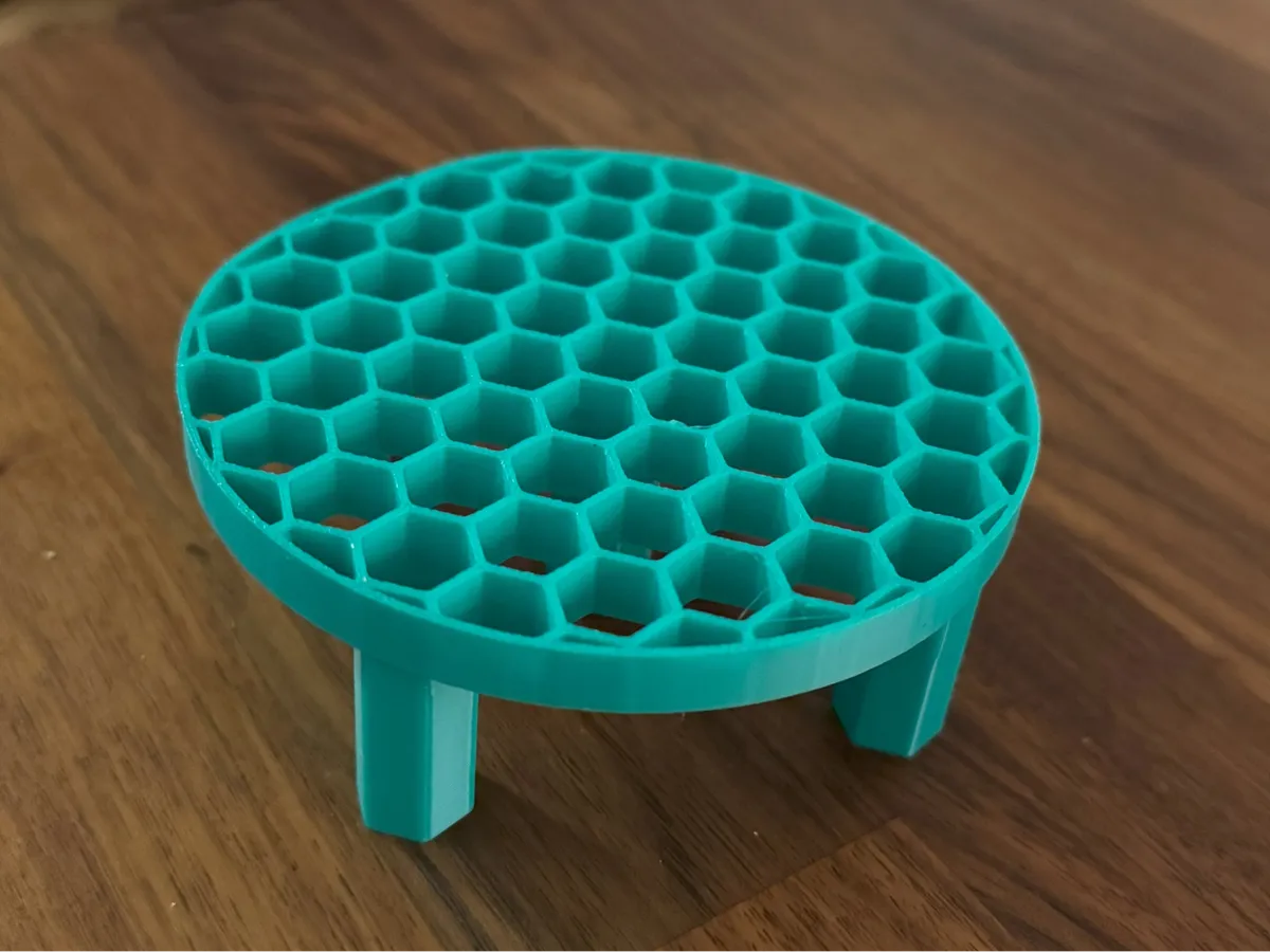 Plant pot riser