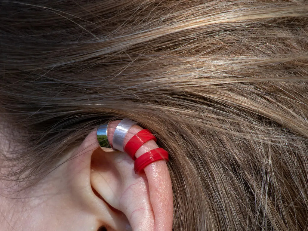 Minimal ear cuff