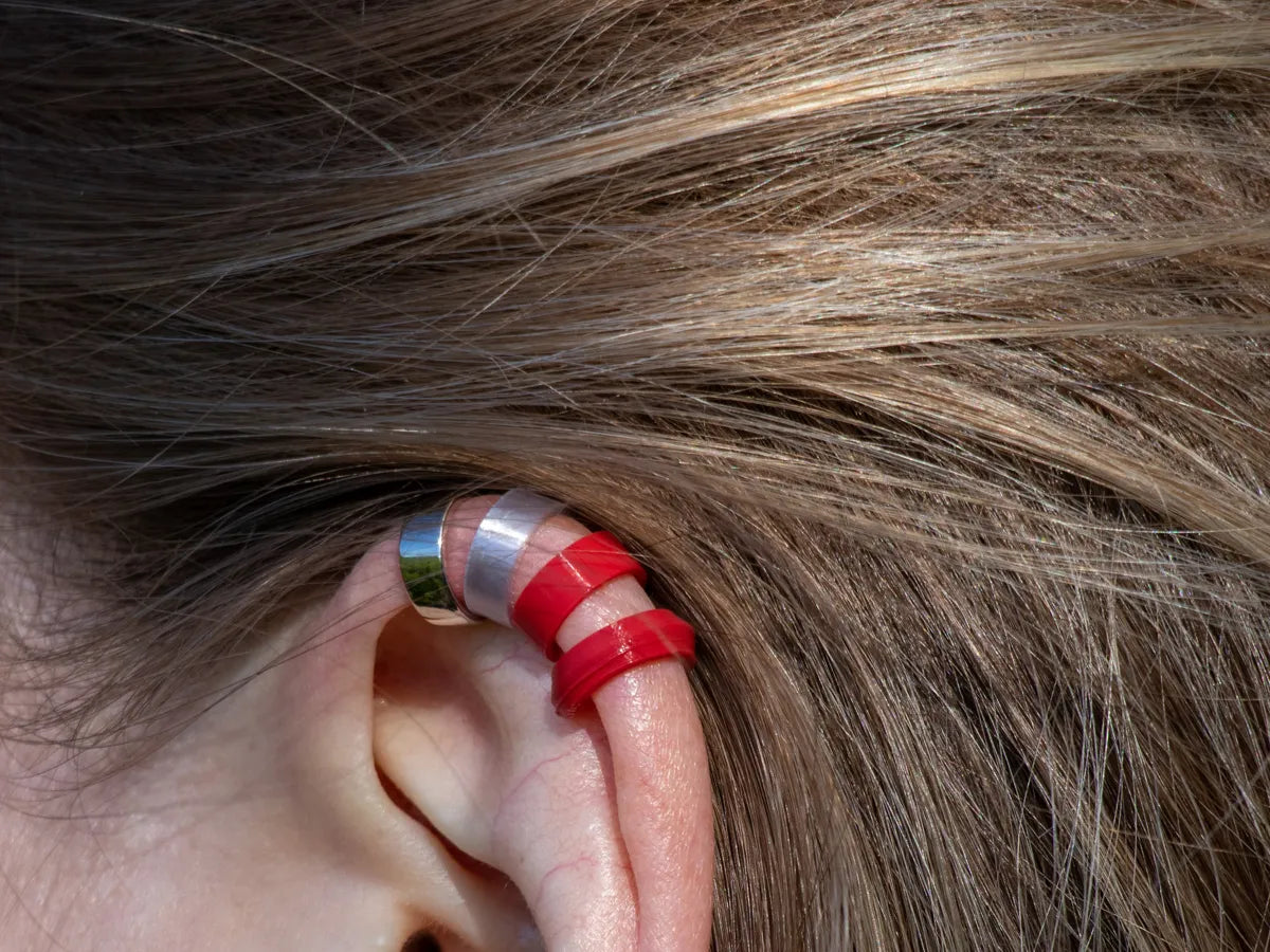 Minimal ear cuff