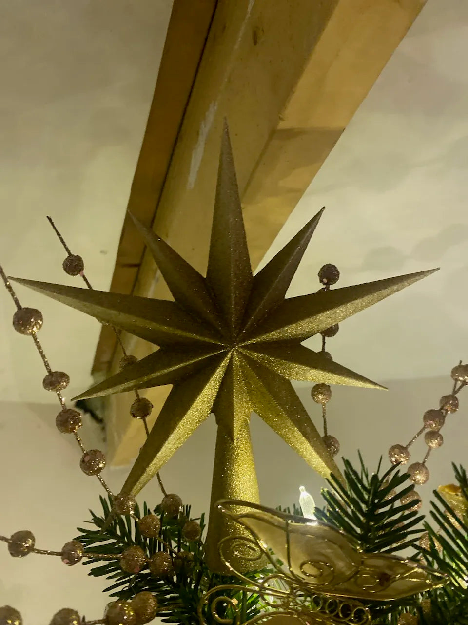 Ten-point star