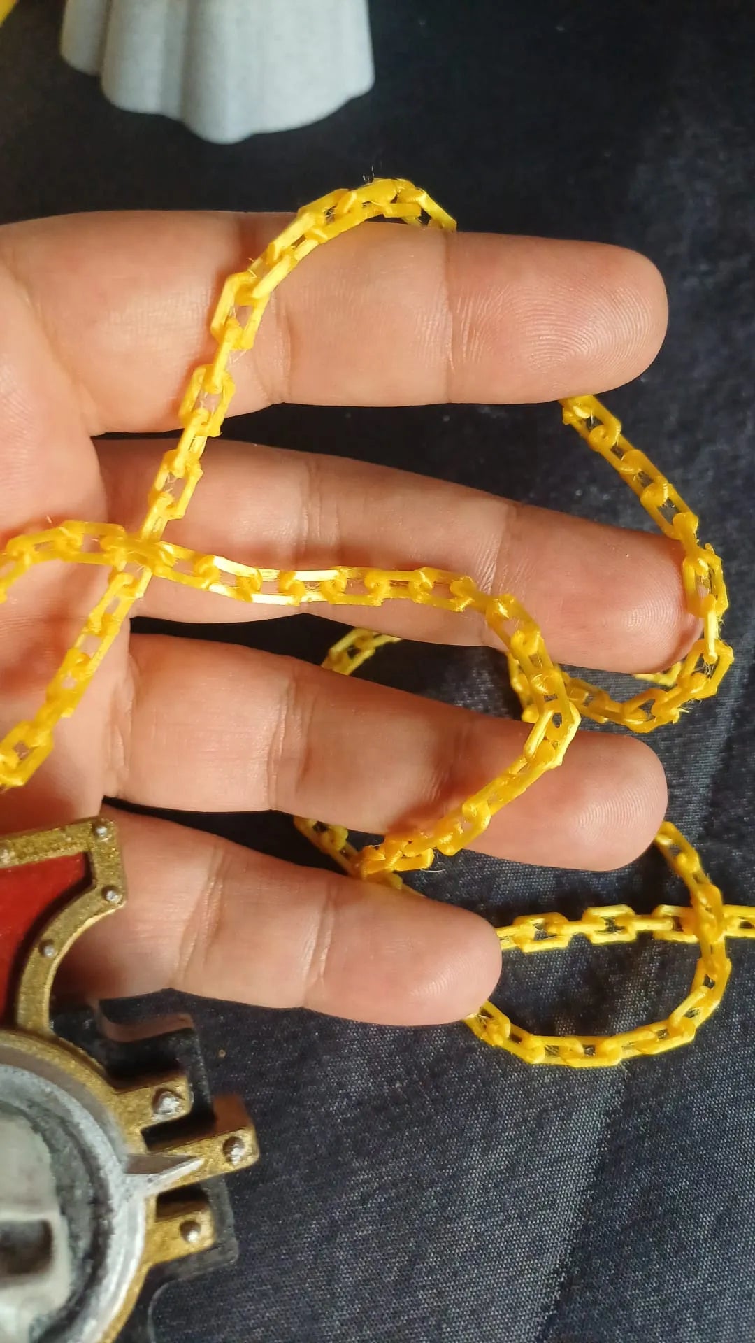Print-in-place chain necklace