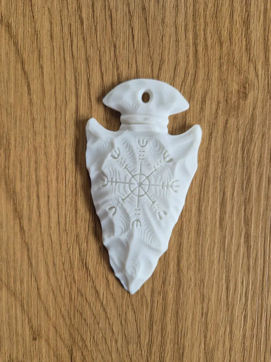 Arrowhead pendant