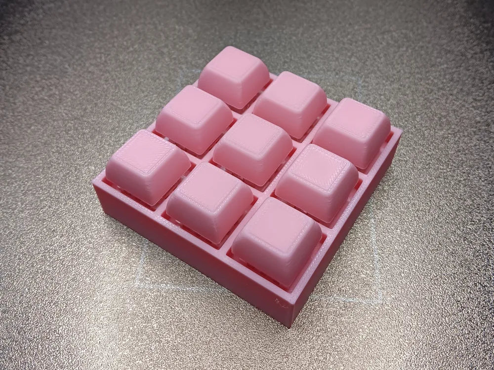 3x3 keyboard fidget clicker