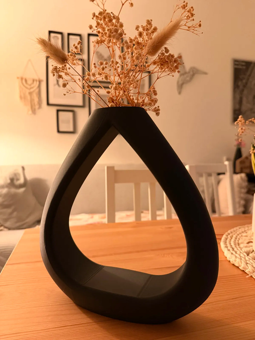Sculptural vase lit